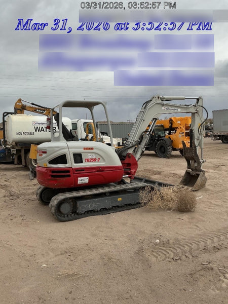 2023 TAKEUCHI TB250-2R