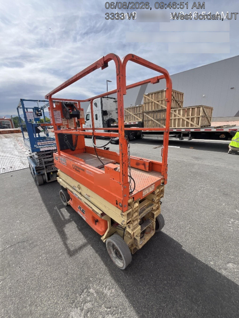 2016 JLG 1930ES