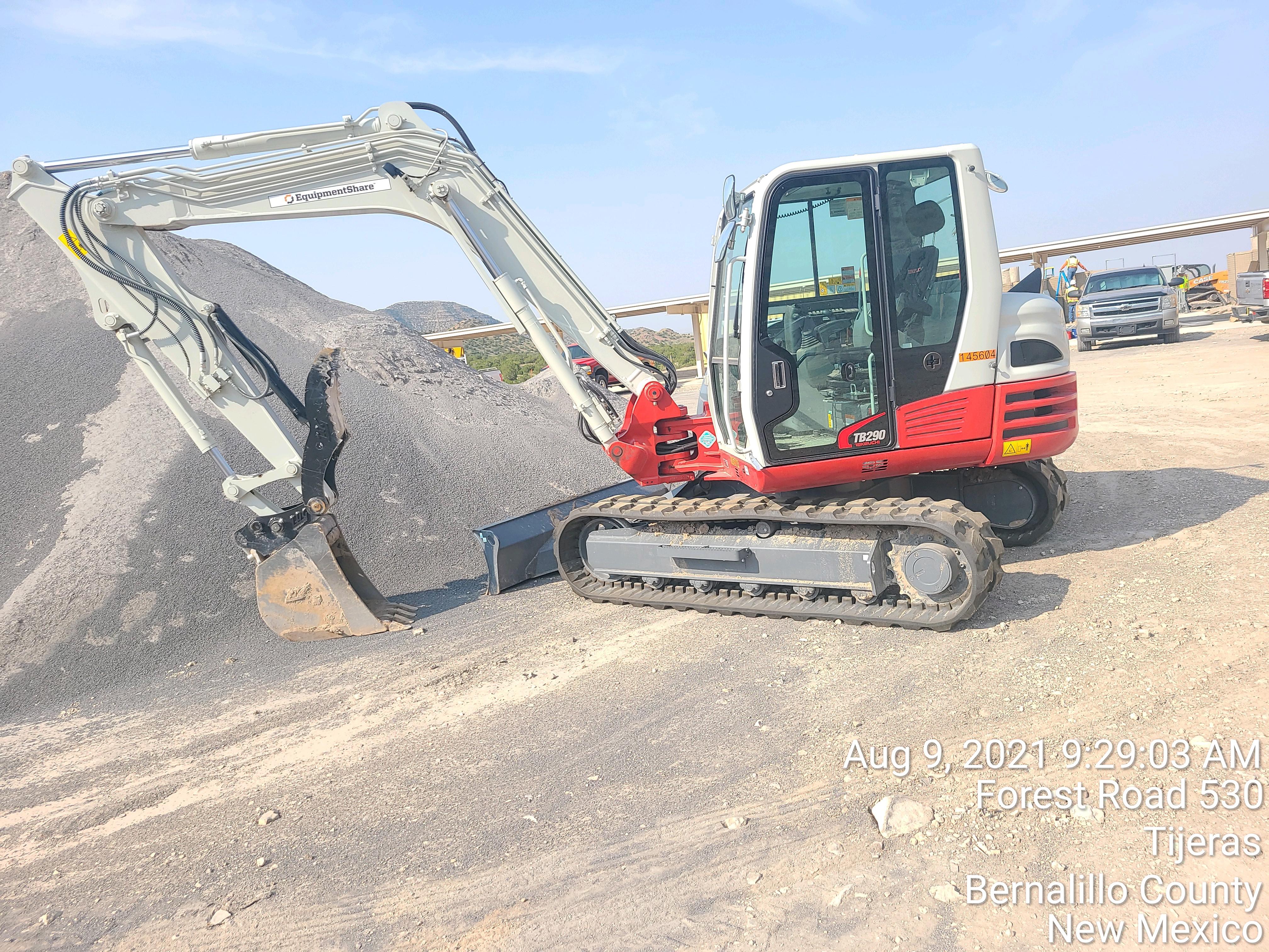 2021 TAKEUCHI TB290C