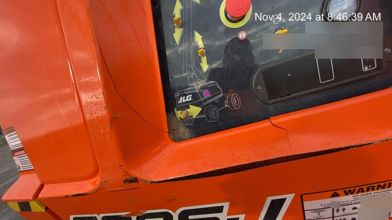 2023 JLG 660SJ