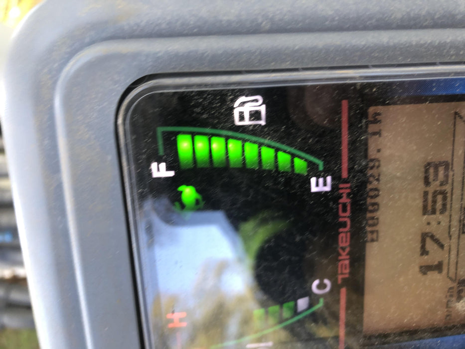 2020 TAKEUCHI TB250-2