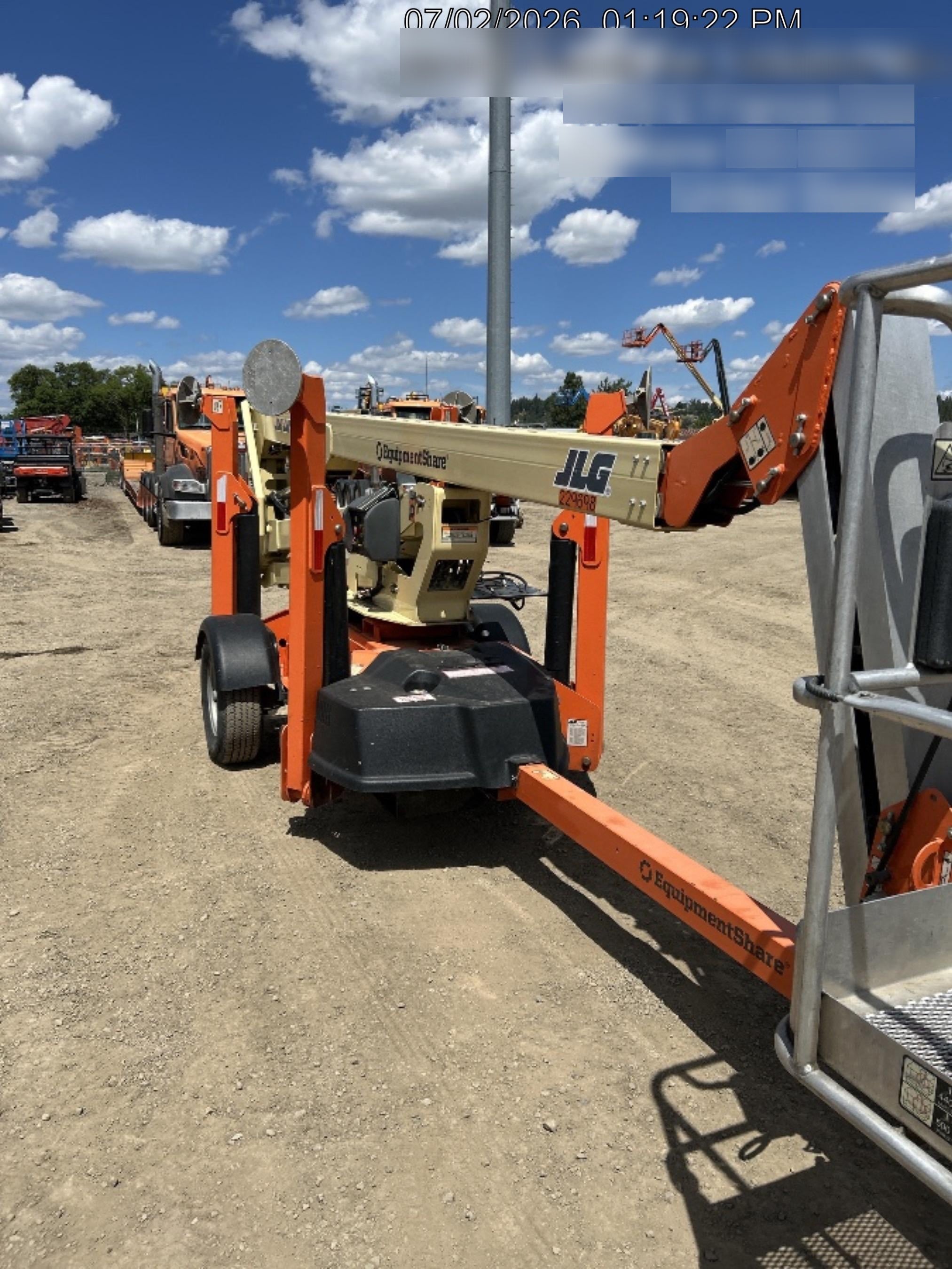 2022 JLG T500J