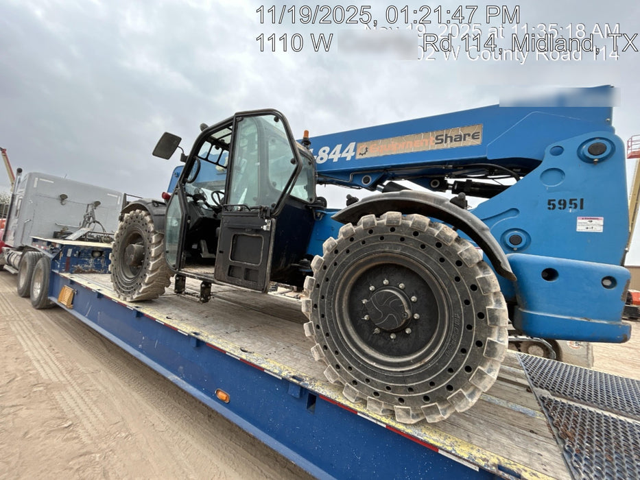 2017 Genie GTH-844 Genie GTH-844, Solid Tires, 60" carriage/forks, Full Cab, Work Lights