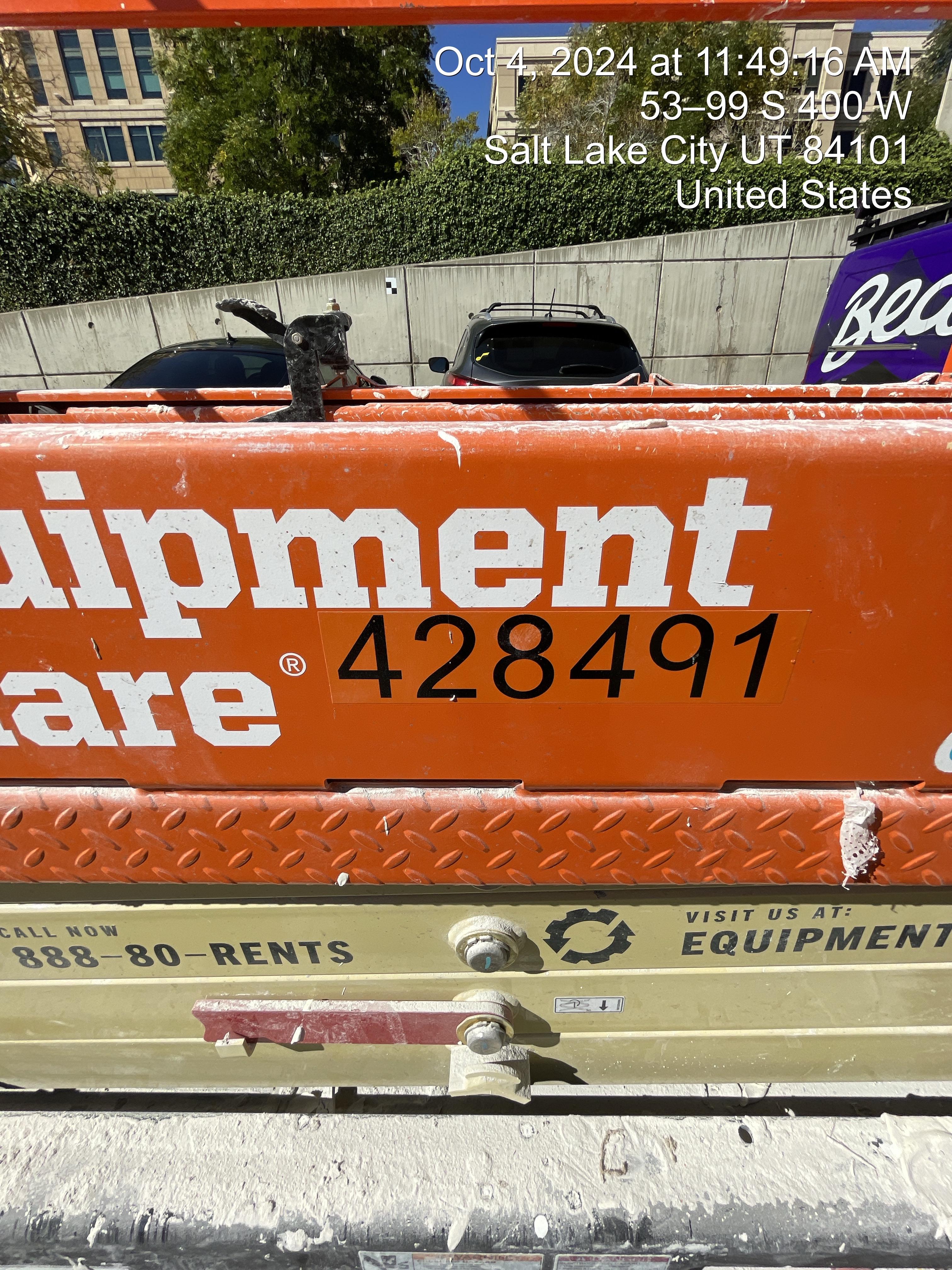 2024 JLG ES1932