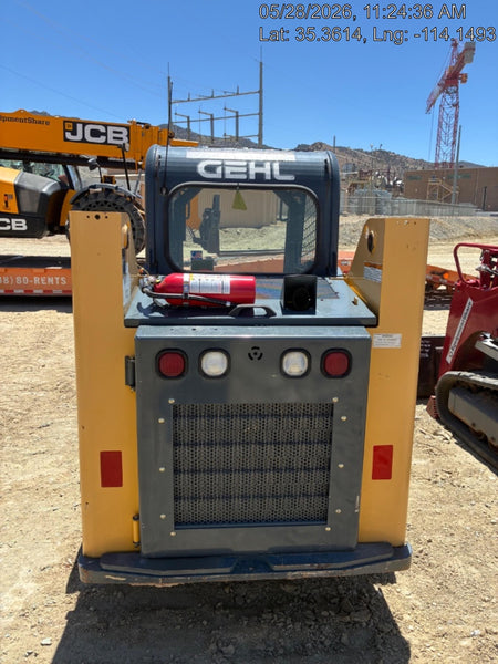 2016 GEHL R135