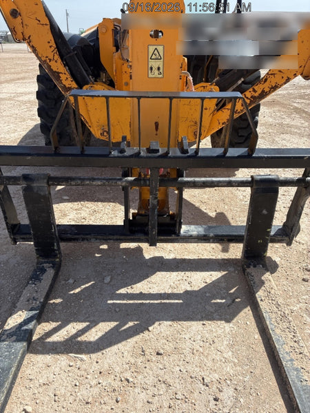 2021 JCB 512-56