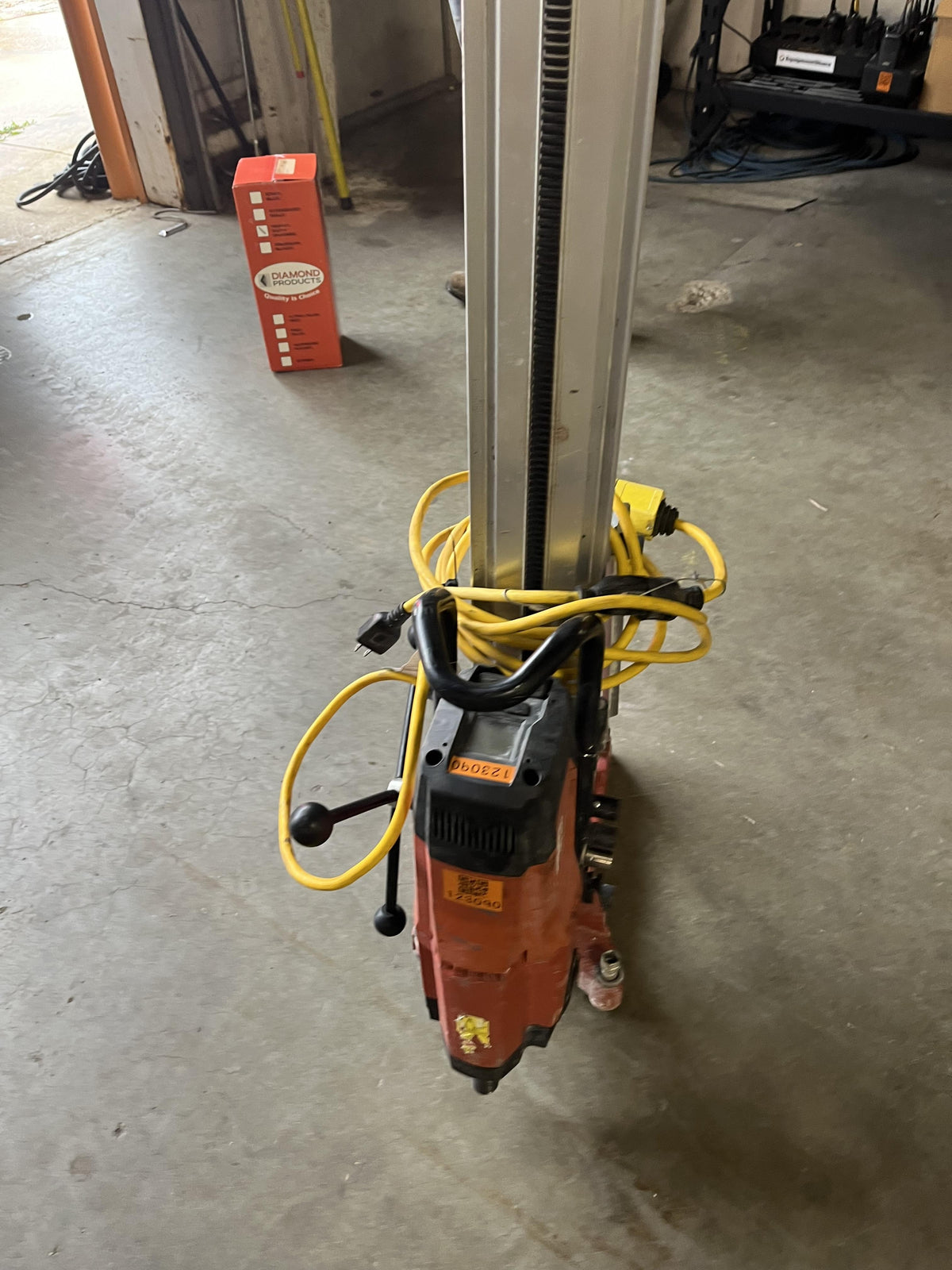2020 HILTI DD250E