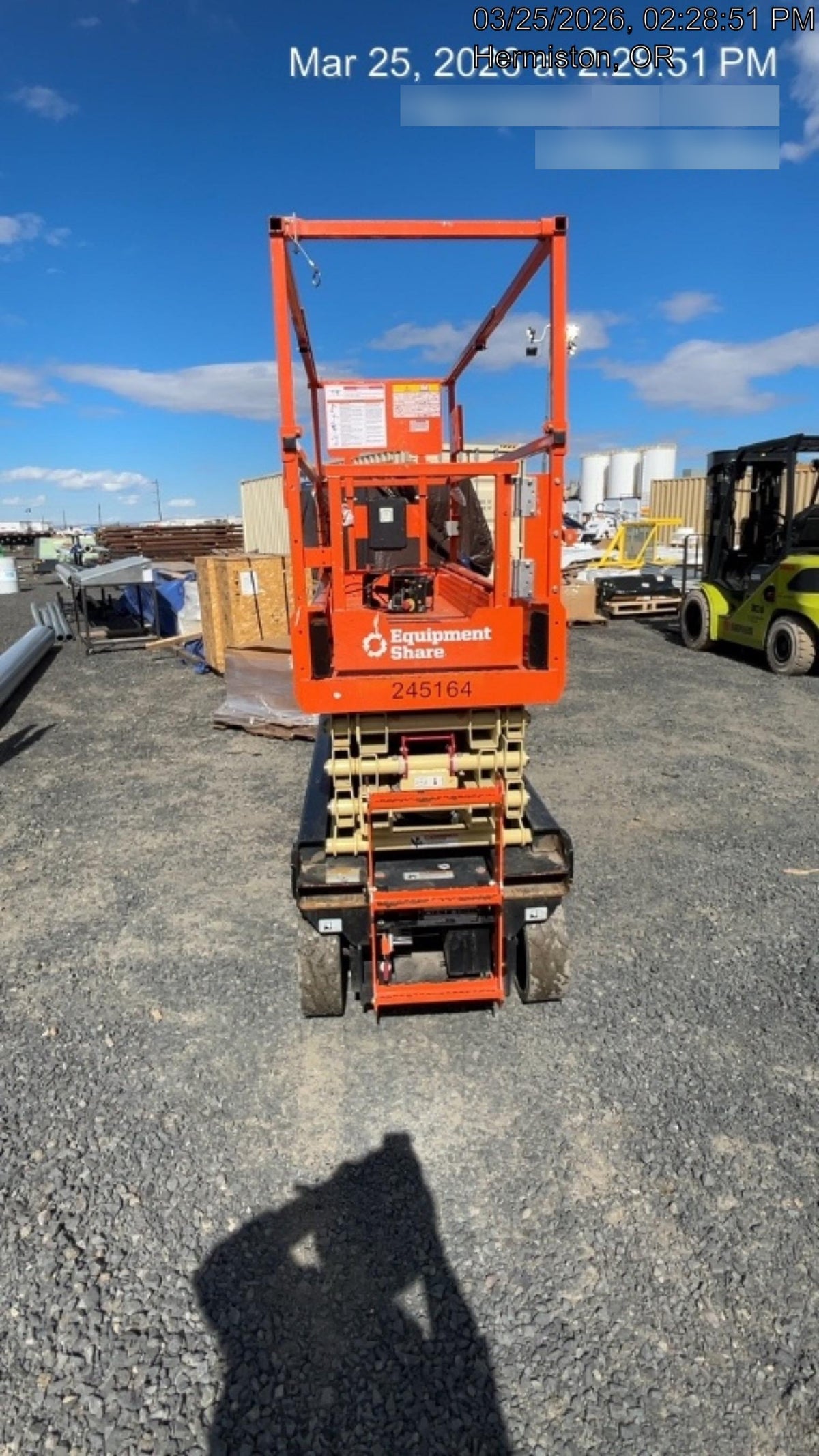 2022 JLG ES2632