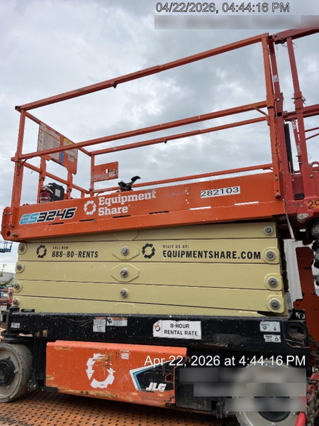 2022 JLG ES3246