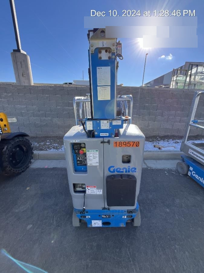 2021 GENIE GR-20