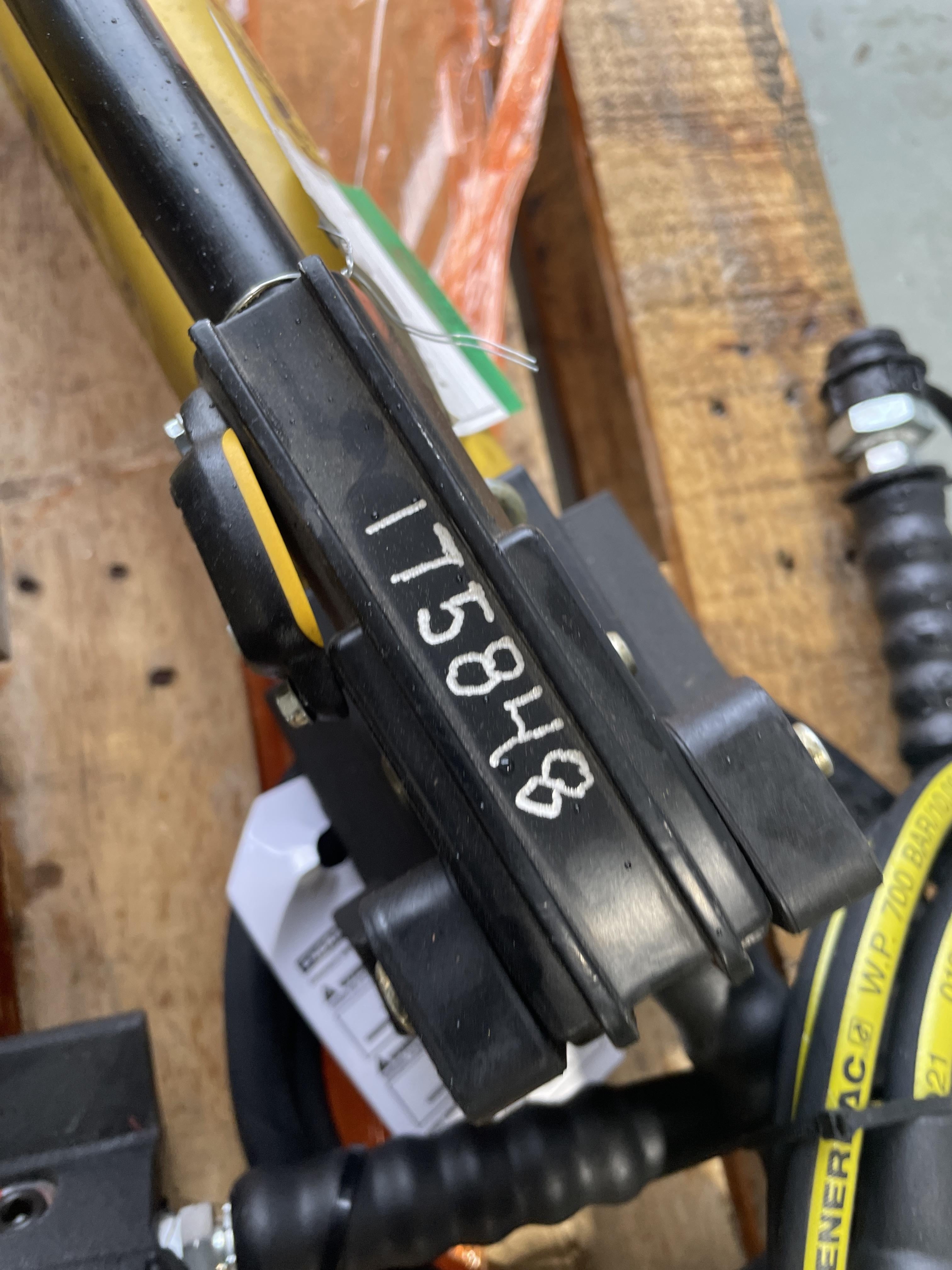 2021 ENERPAC P392