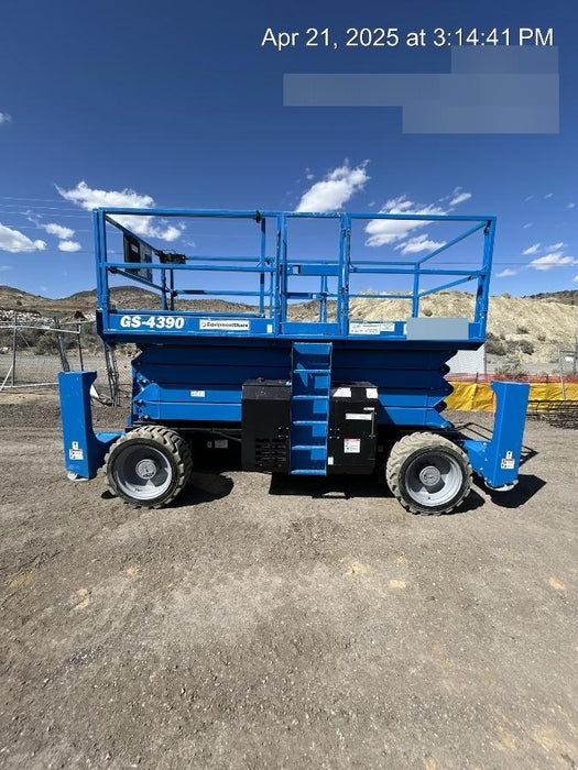2020 GENIE GS-4390 RT