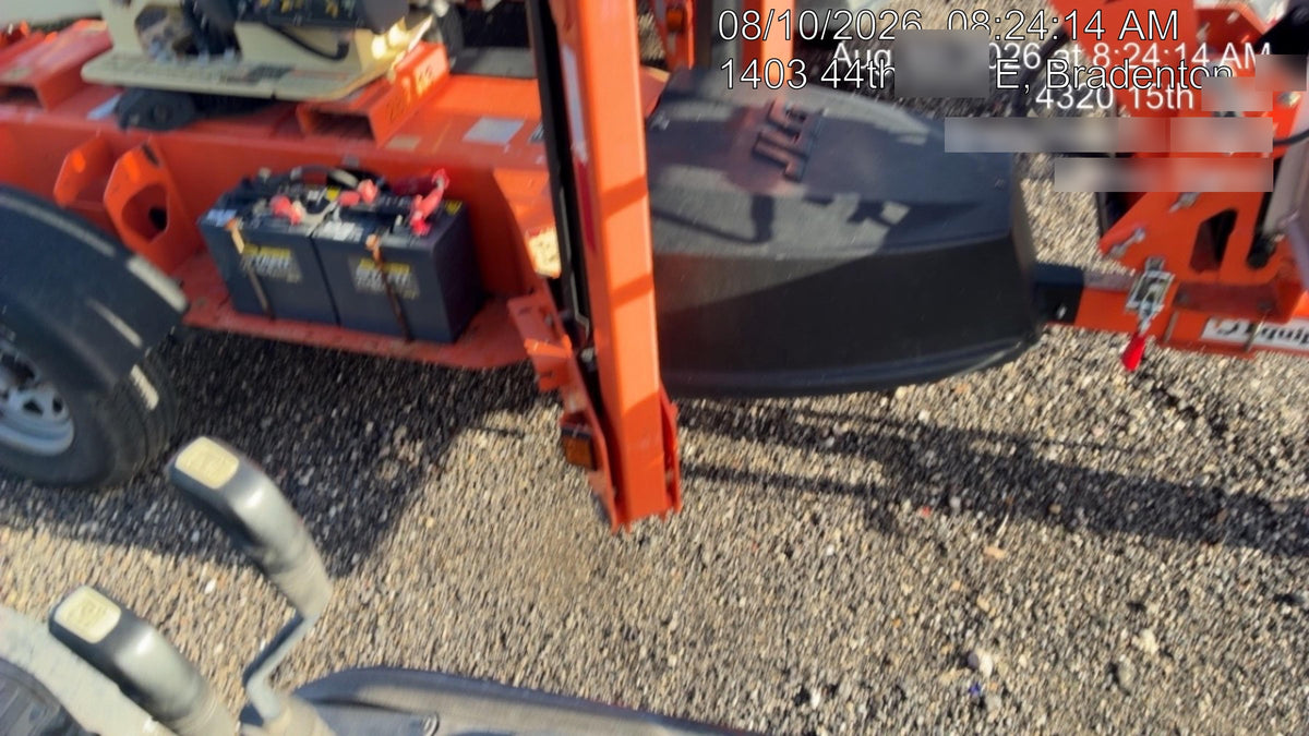 2022 JLG T350