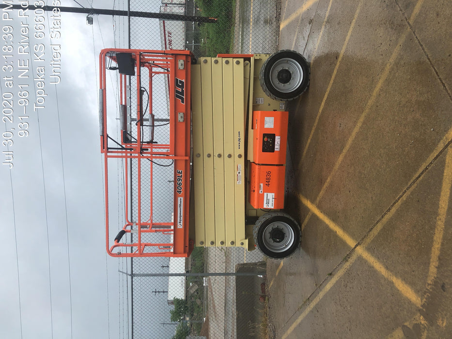 2019 JLG 4069LE