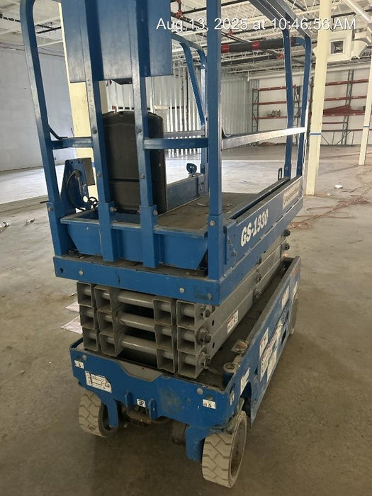 2019 Genie GS-1930 Fixed Rails with Chain Entry