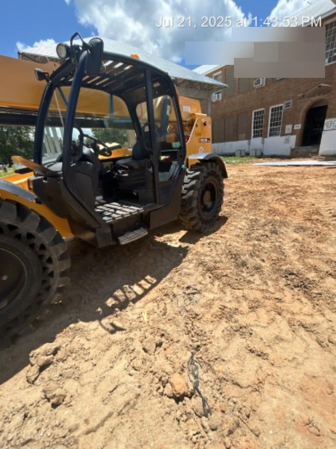2020 JCB 509-42 Canopy, Solid Tires, Work Lights, Beacon, Aux Hydraulics, Back up Alarm, Lifting Eye, ES Decals