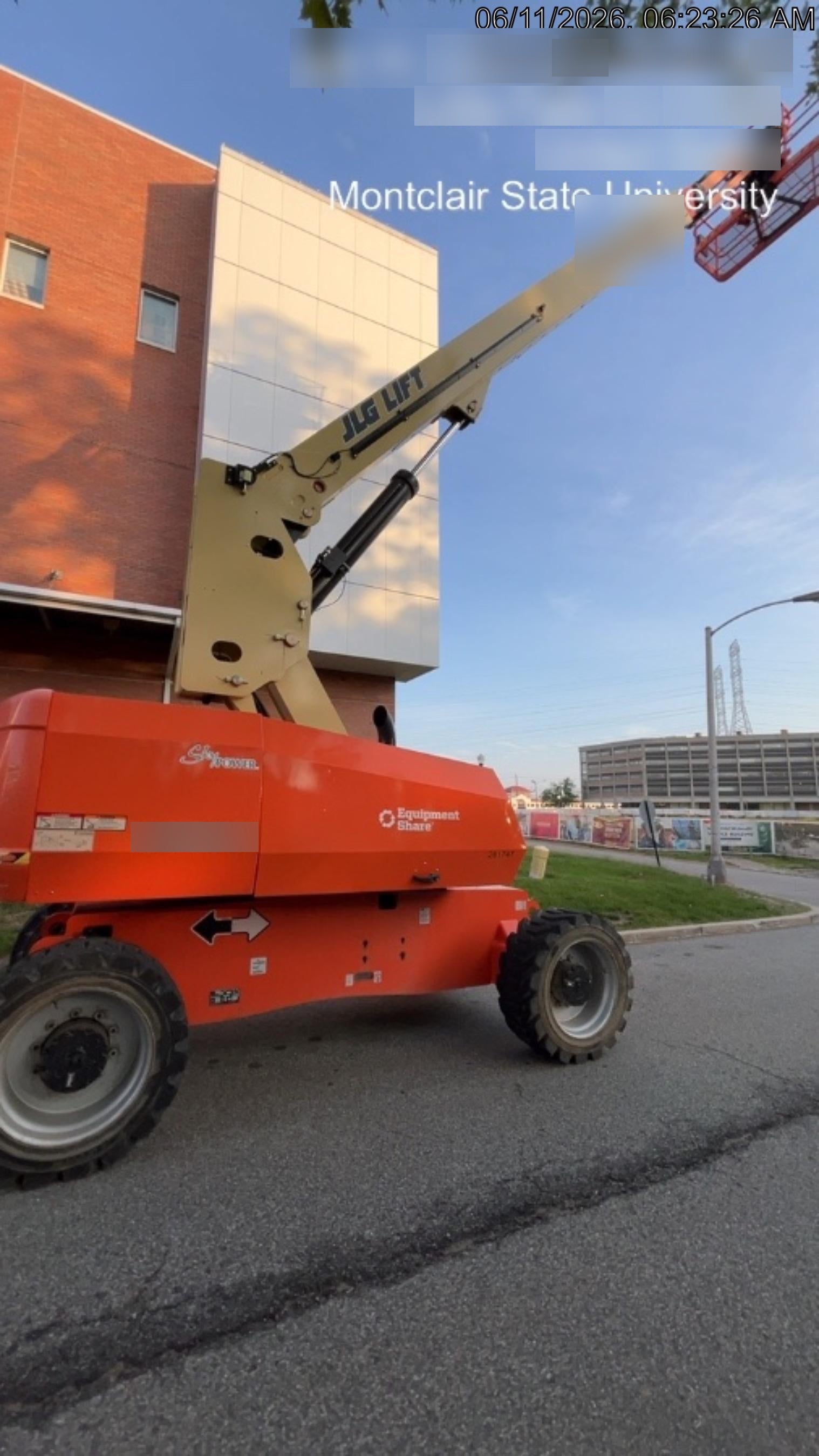 2022 JLG 860SJ