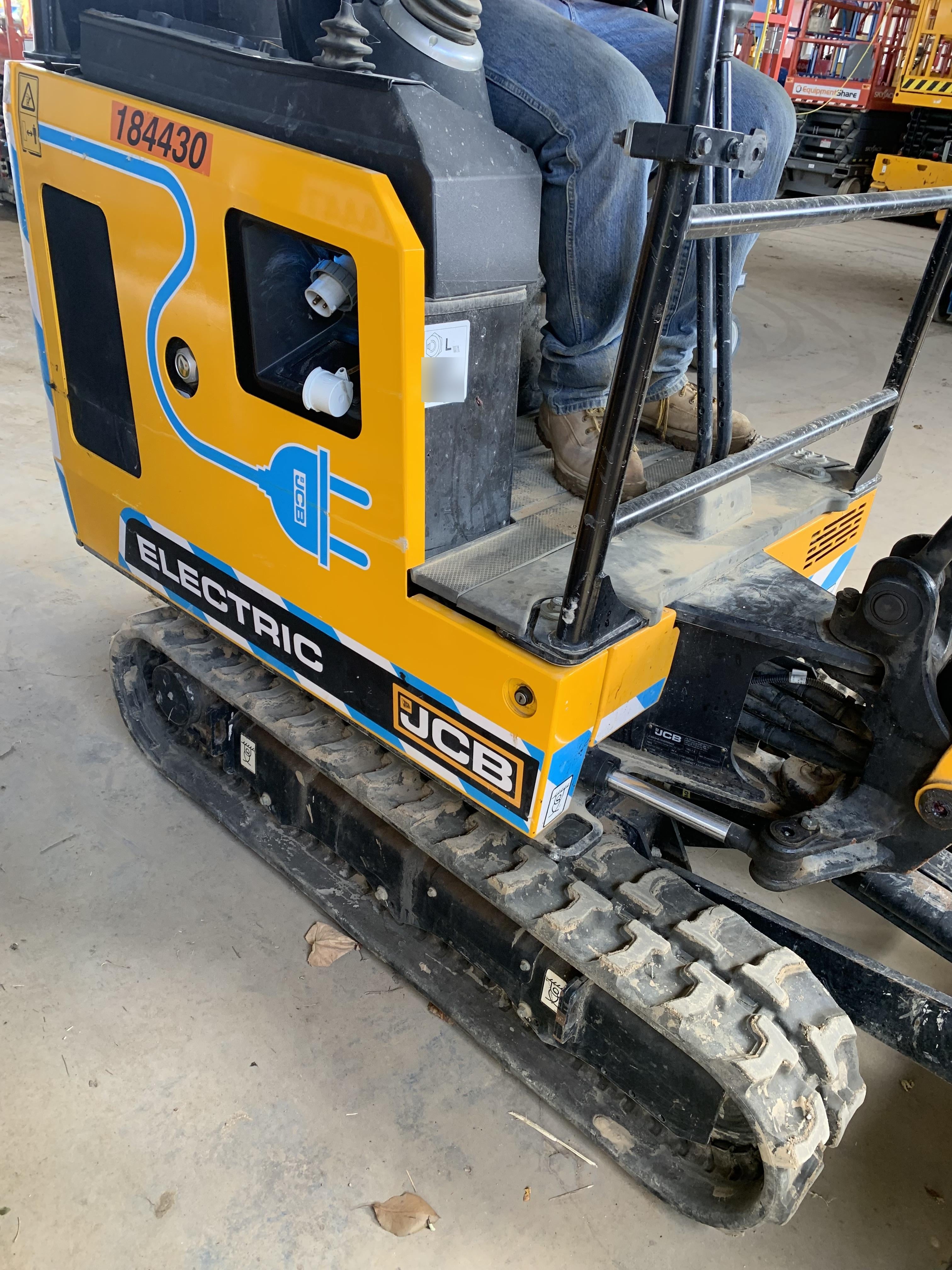 2021 JCB 19C-1E