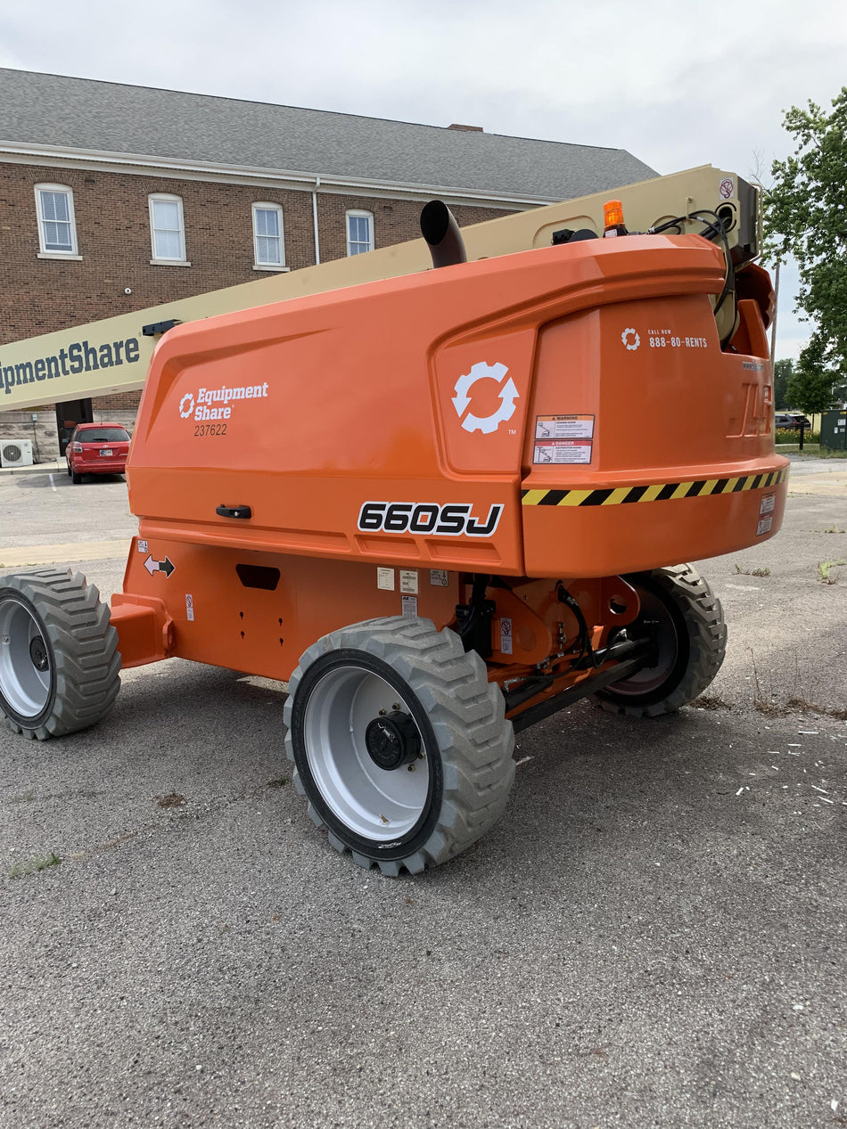 2022 JLG 660SJ