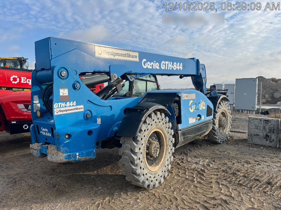 2018 Genie GTH-844 Genie GTH-844 w/Enclosed Cab w/HVAC, Work Lights, Solid Tires, Beacon, 60" Carriage and Forks