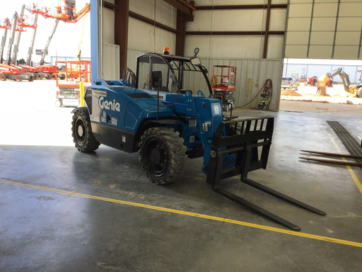 2019 Genie GTH-5519 Canopy, Solid RT Tires, LED Work Lights, Beacon w/48" Carriage, 48" Forks