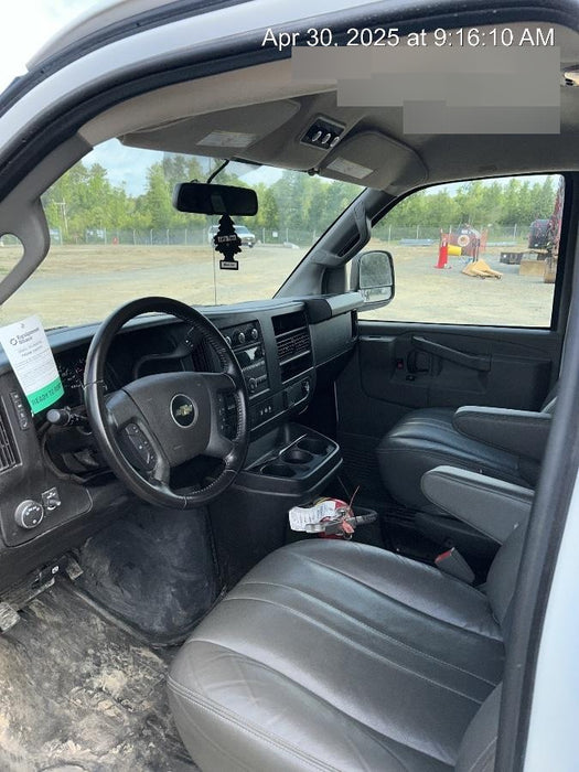 2023 CHEVROLET Express Van - Rental