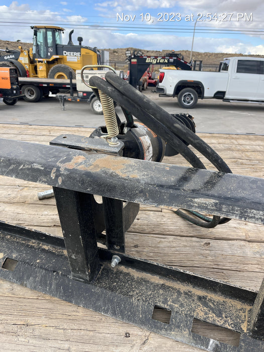 2023 AUGER TORQUE 3300-30