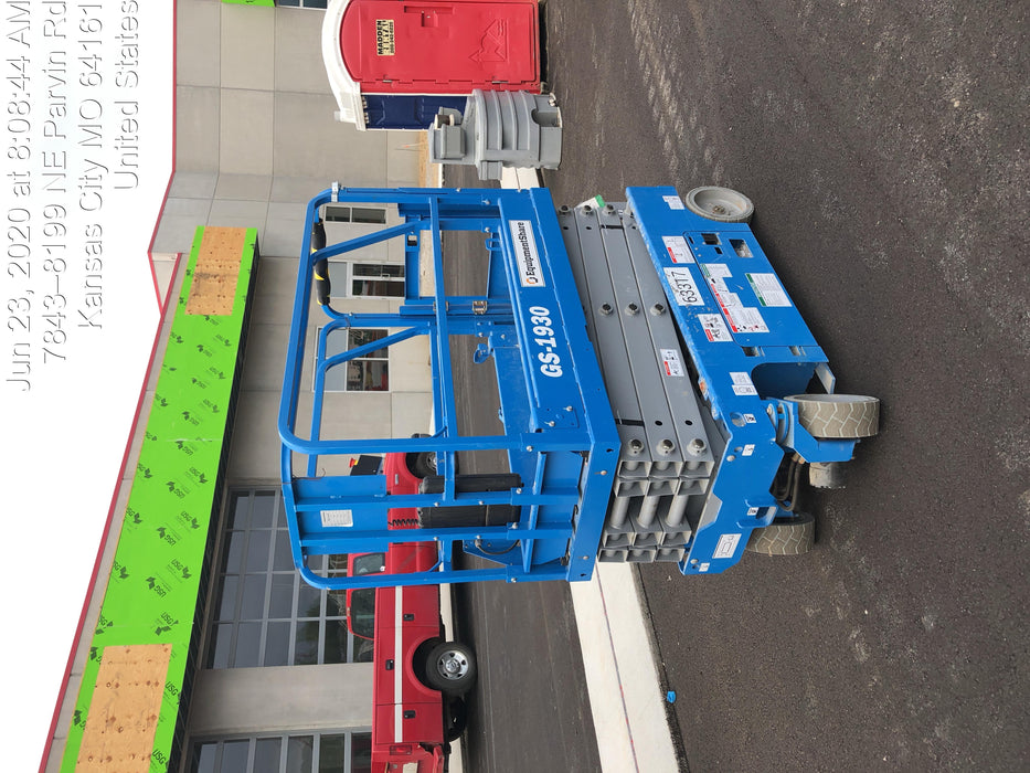 2020 Genie GS-1930 Solid Non Marking Tires, Beacon, Folding rails with half height swing gate