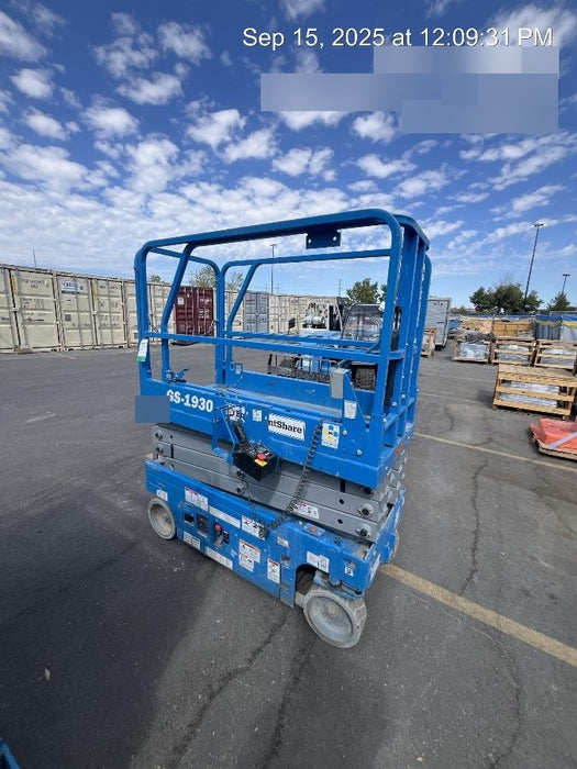 2019 Genie GS-1930 Fixed rails with chain Entry