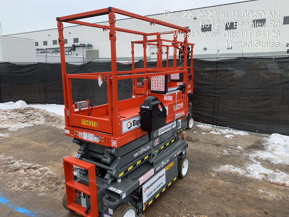 2021 SKYJACK SJ3219