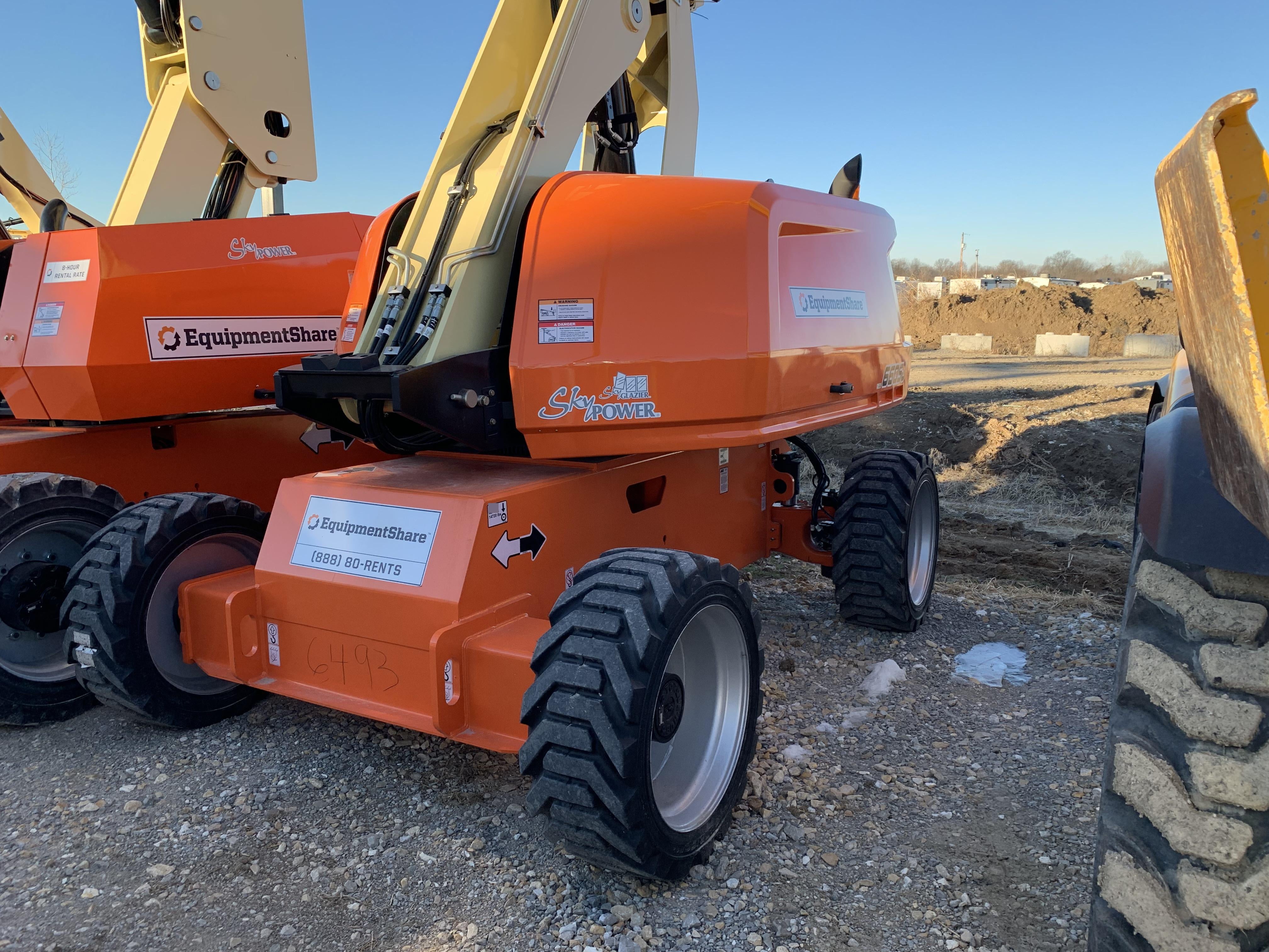 2021 JLG 660SJ