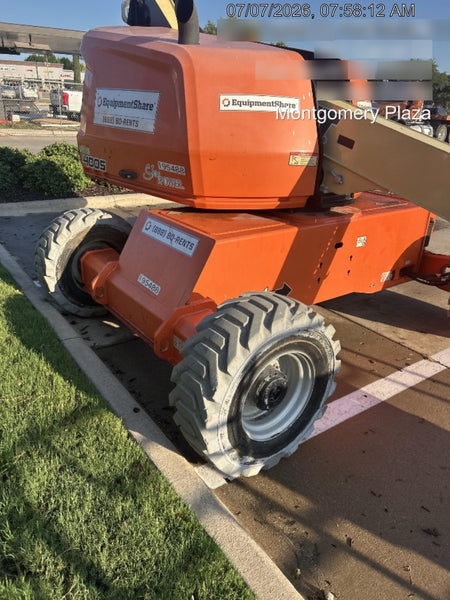 2021 JLG 400S