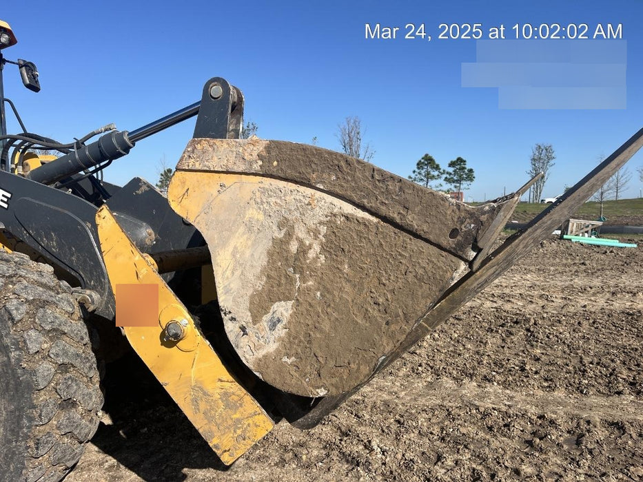 2020 JOHN DEERE 96" Loader Fork Carriage - John Deere