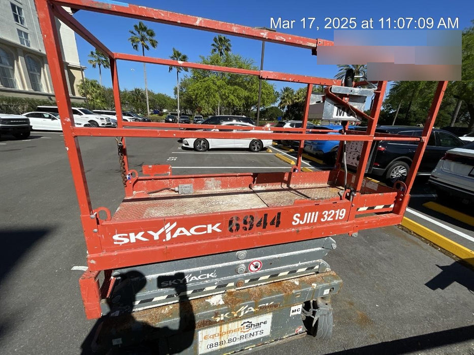 2018 SKYJACK SJIII-3219