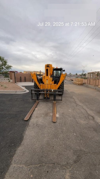 2020 JCB 512-56 Canopy, 74Hp, Solid Tires, Work Lights, Beacon, Aux Hydraulics, Back up Alarm, Lifting Eye, ES Decals