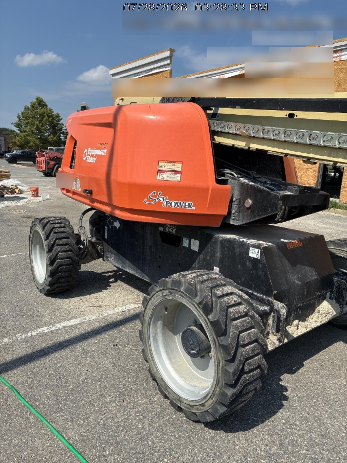 2023 JLG 660SJ