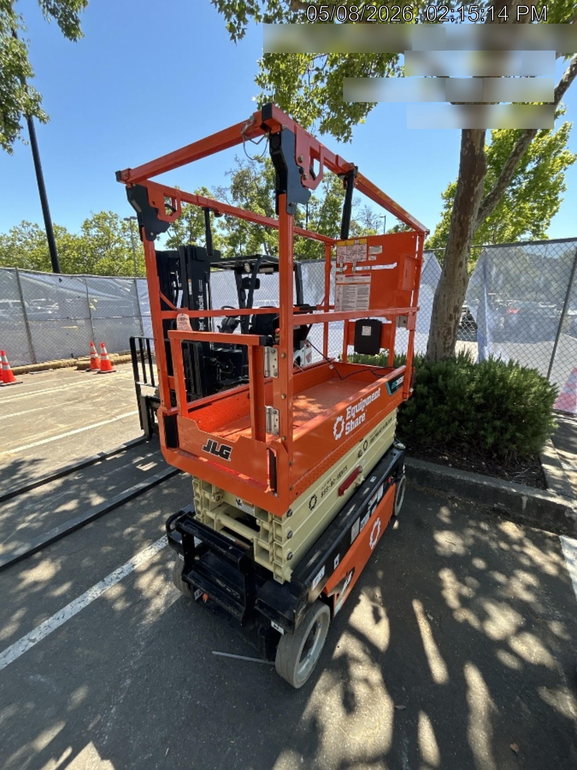 2025 JLG ES1932