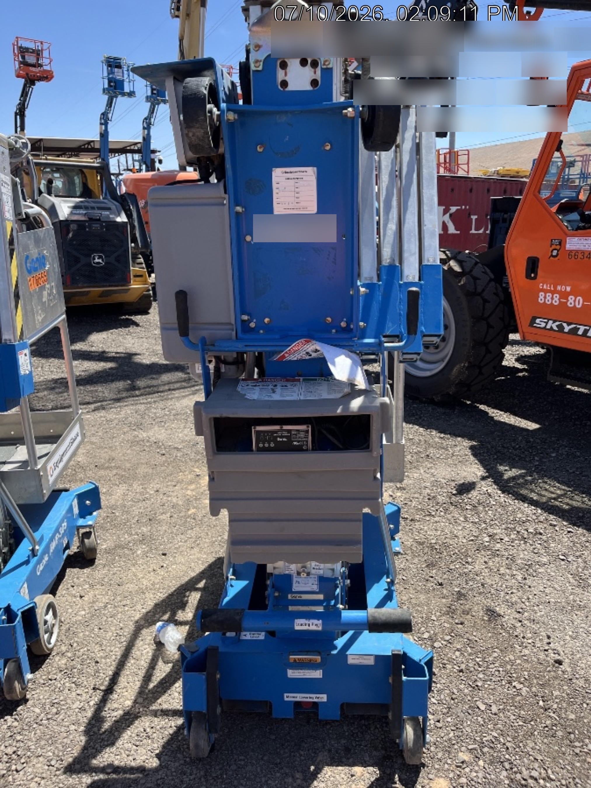 2019 GENIE AWP-30S