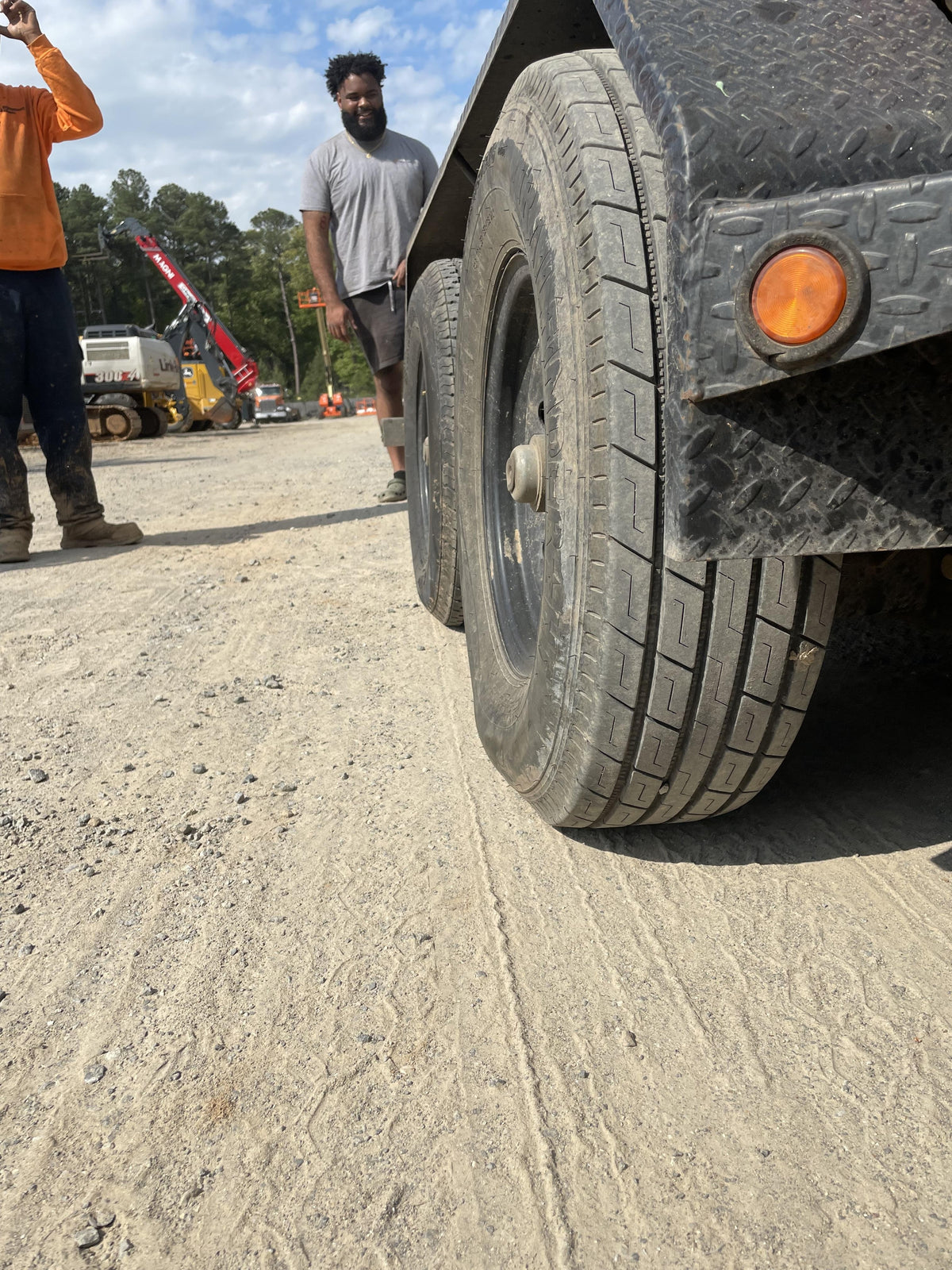 2020 LOADTRAIL Tilt-Deck Rental Trailer