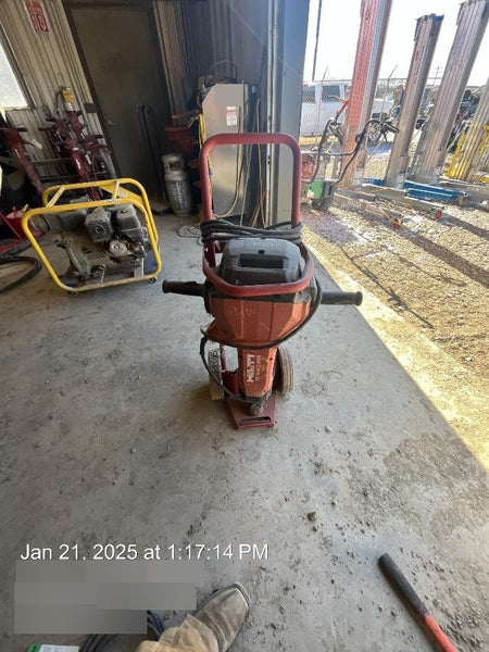 2022 HILTI TE 3000-AVR