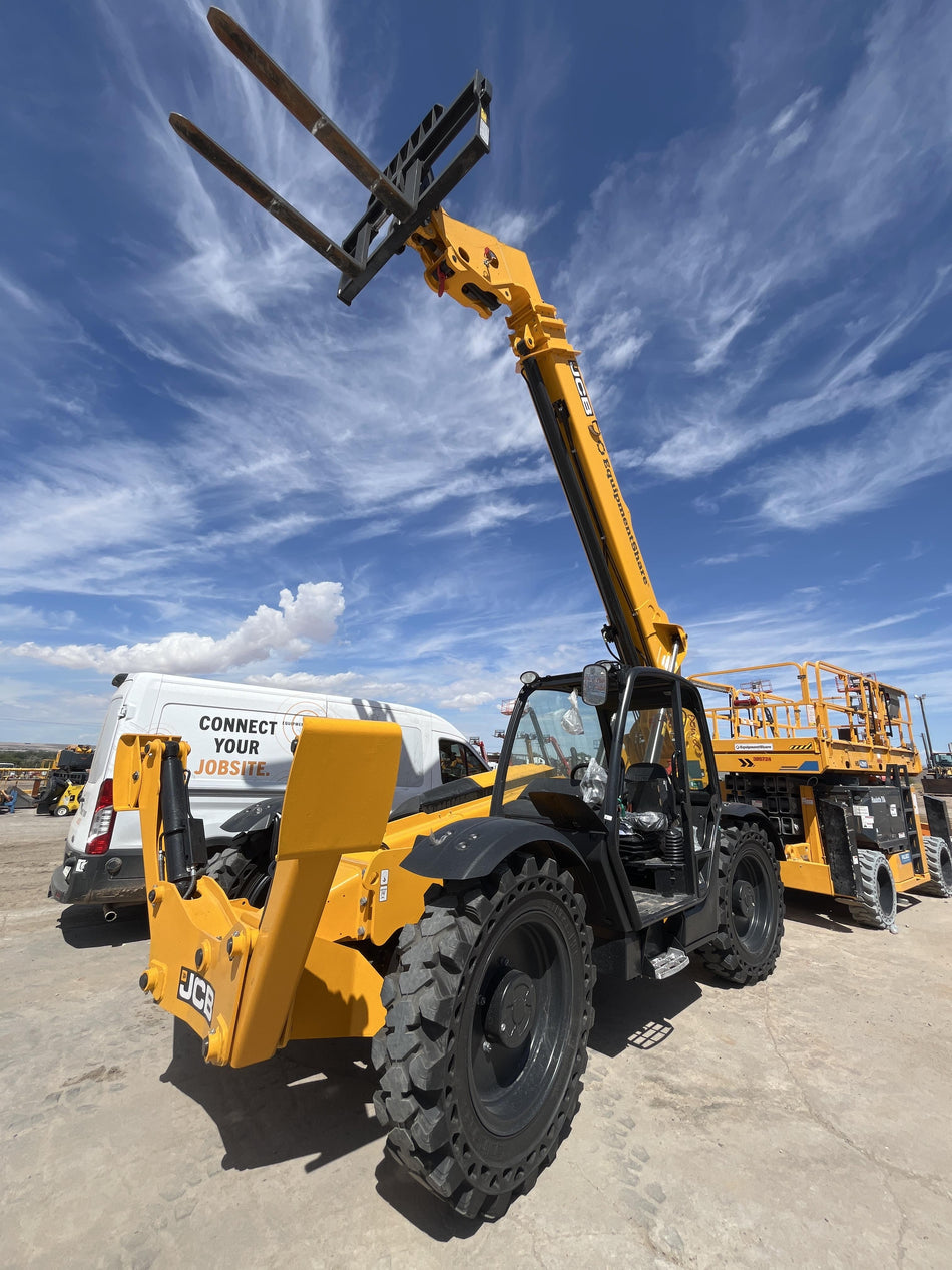 2025 JCB 510-56