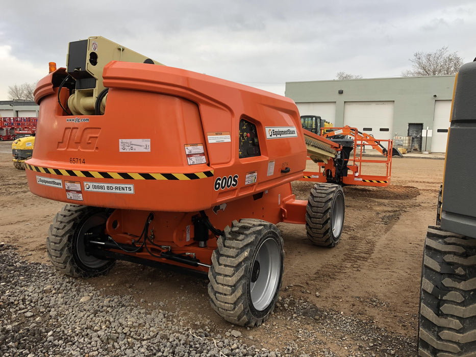 2020 JLG 600S