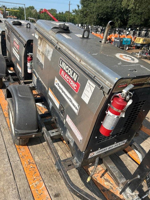 2016 Lincoln Electric Vantage 322 Ready-Pak 3, Two Wheel Trailer, Fender and Light Kit, Cable Rack