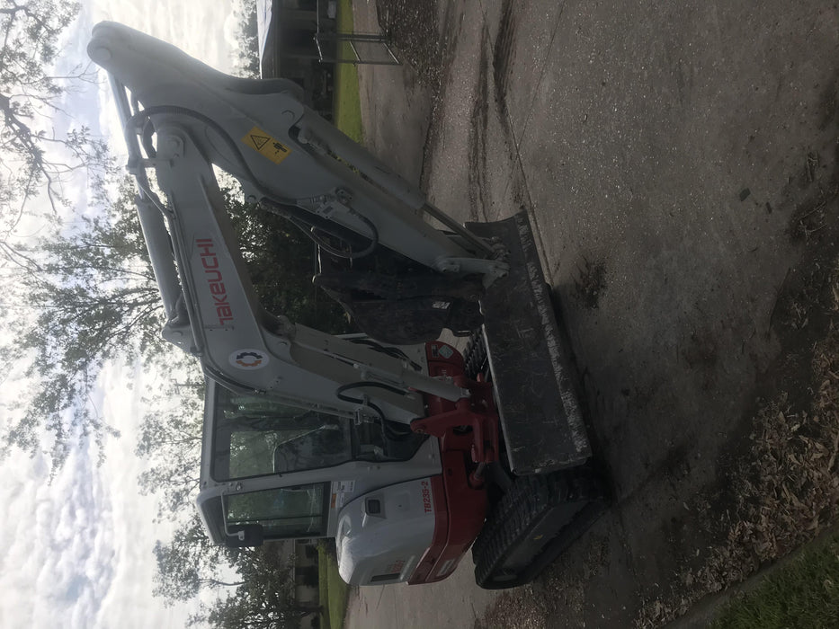 2020 TAKEUCHI TB-235-2CR