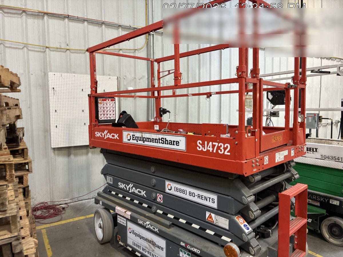 2021 SKYJACK SJ4732