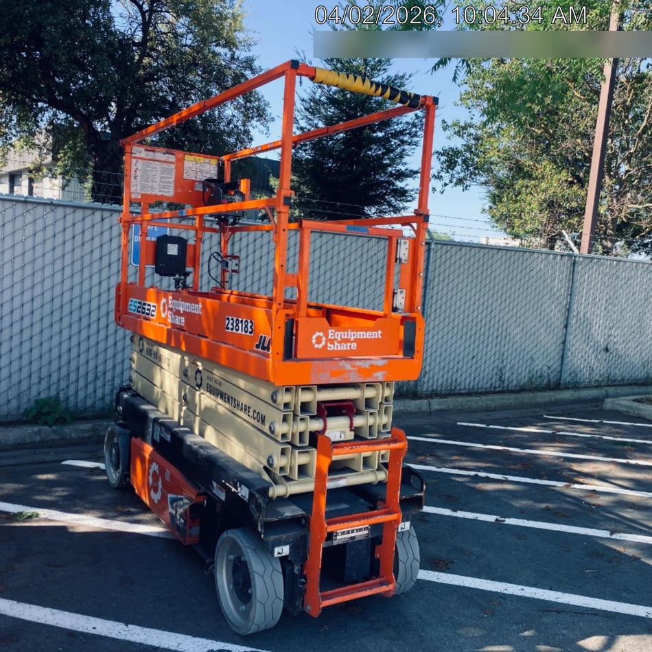 2022 JLG ES2632