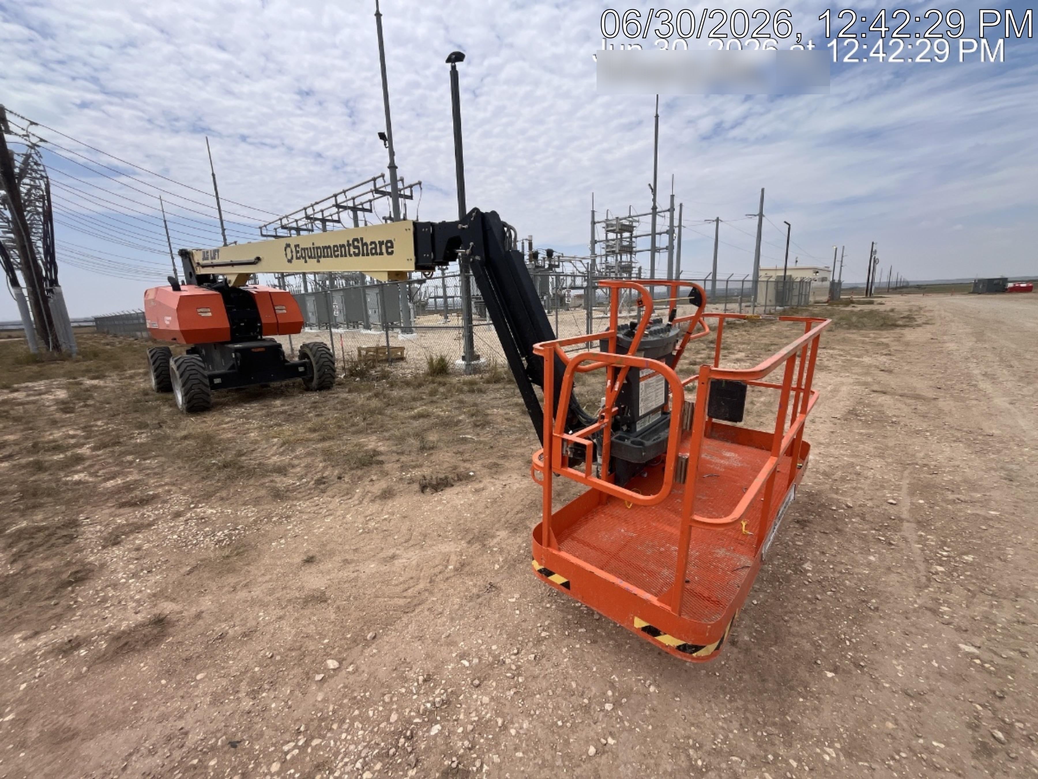 2023 JLG 860SJ
