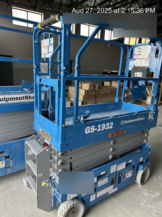 2019 Genie GS-1930 Fixed rails with chain Entry