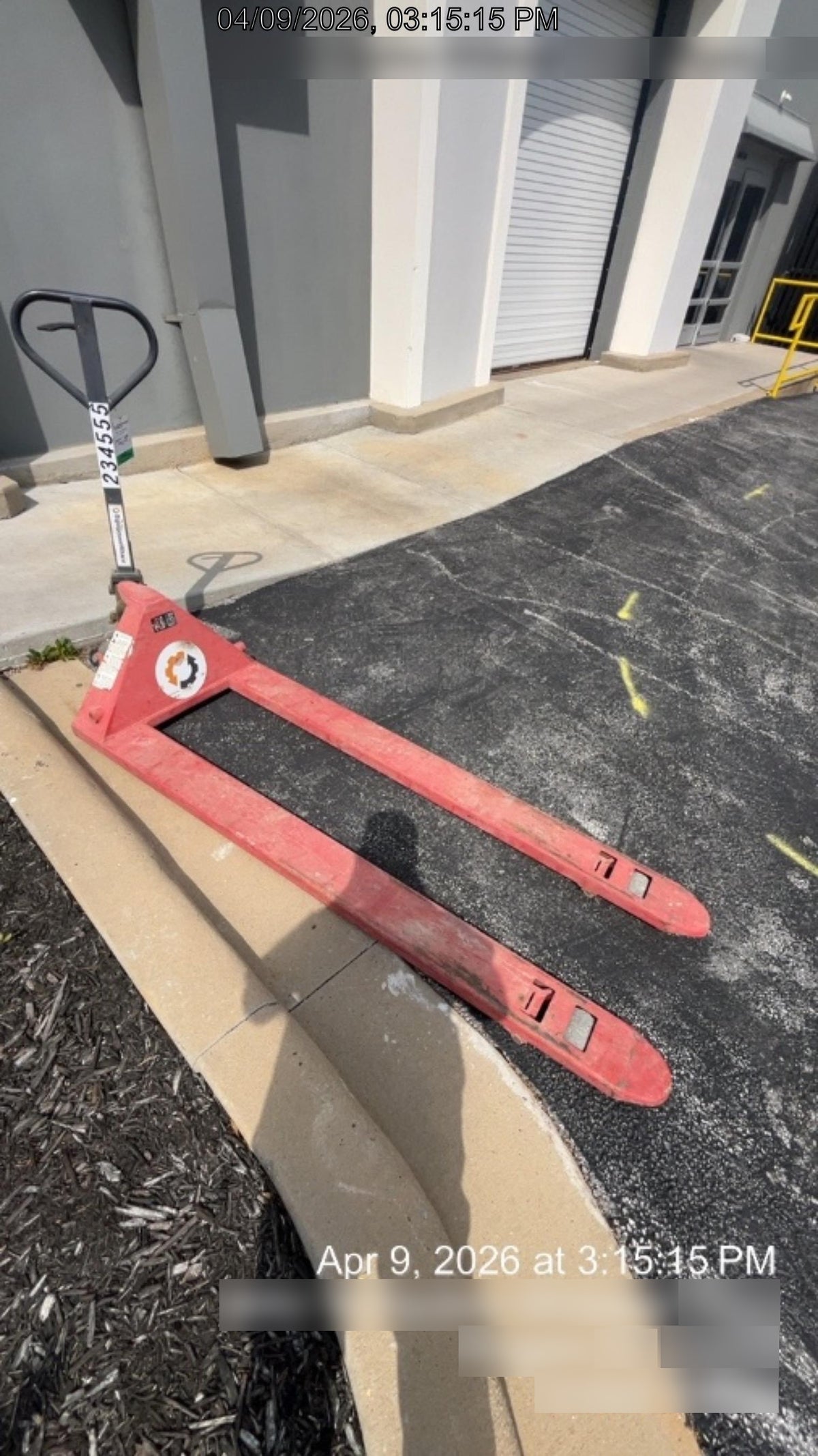 2022 DAYTON 5500 lb Pallet Jack