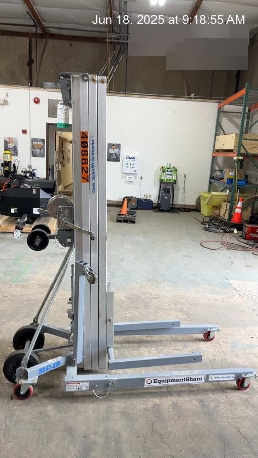 2024 GENIE SLC-18